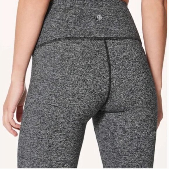 Lululemon Wunder Under hi-rise 28” tight Size 2 Heathered Gray - Picture 1 of 9